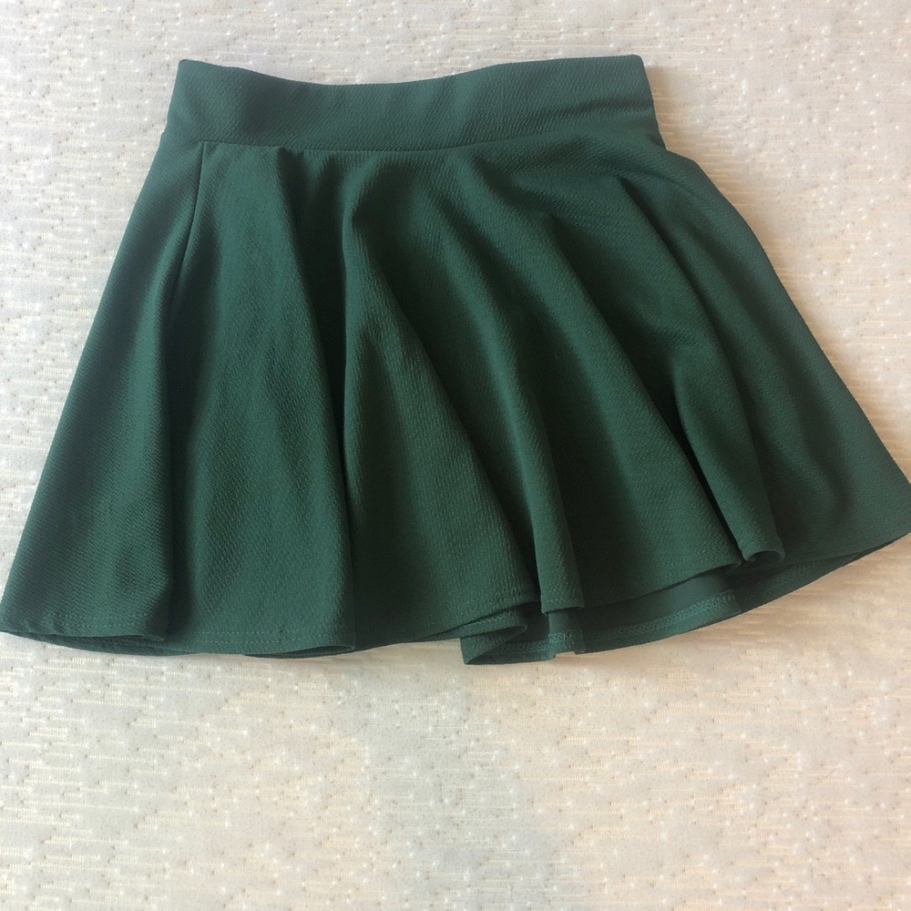 Elastic waist miniskirt